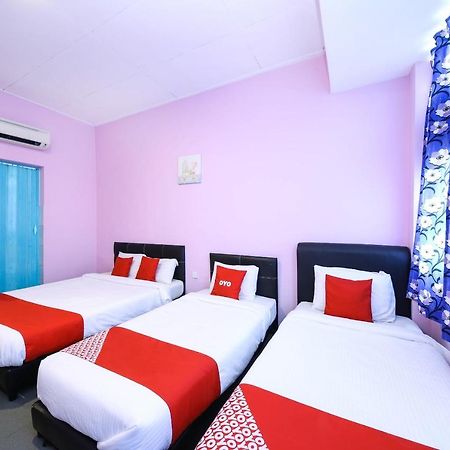 Oyo 1125 Ir Inn Hotel Skudai Exterior photo