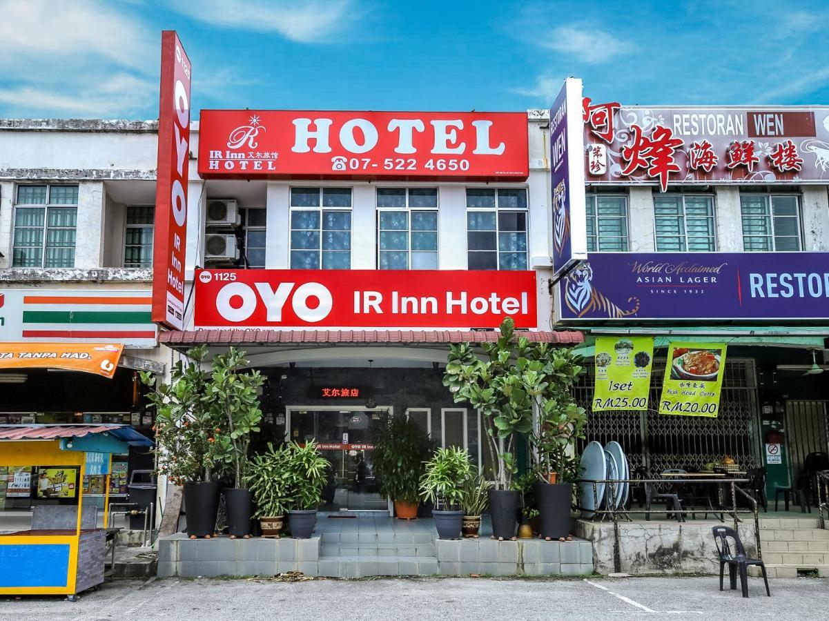 Oyo 1125 Ir Inn Hotel Skudai Exterior photo