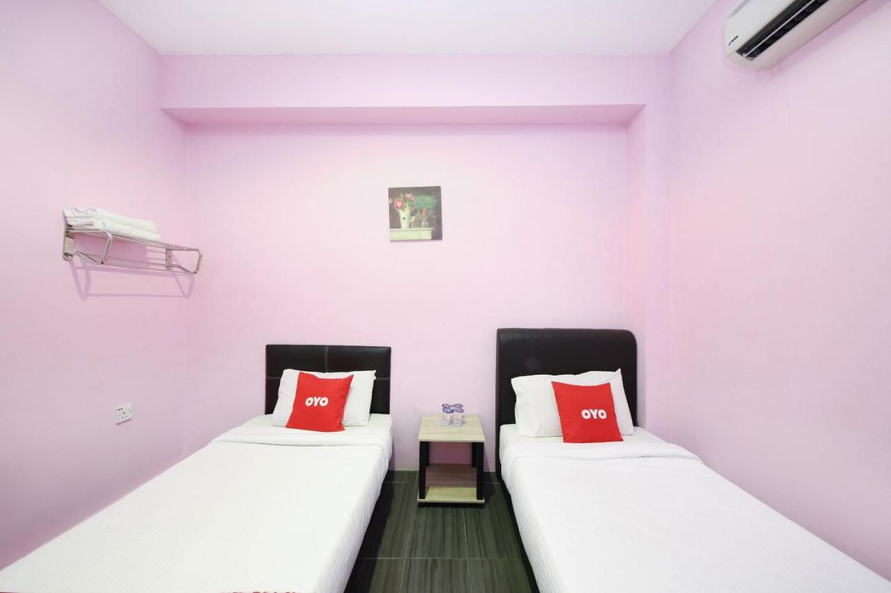 Oyo 1125 Ir Inn Hotel Skudai Exterior photo