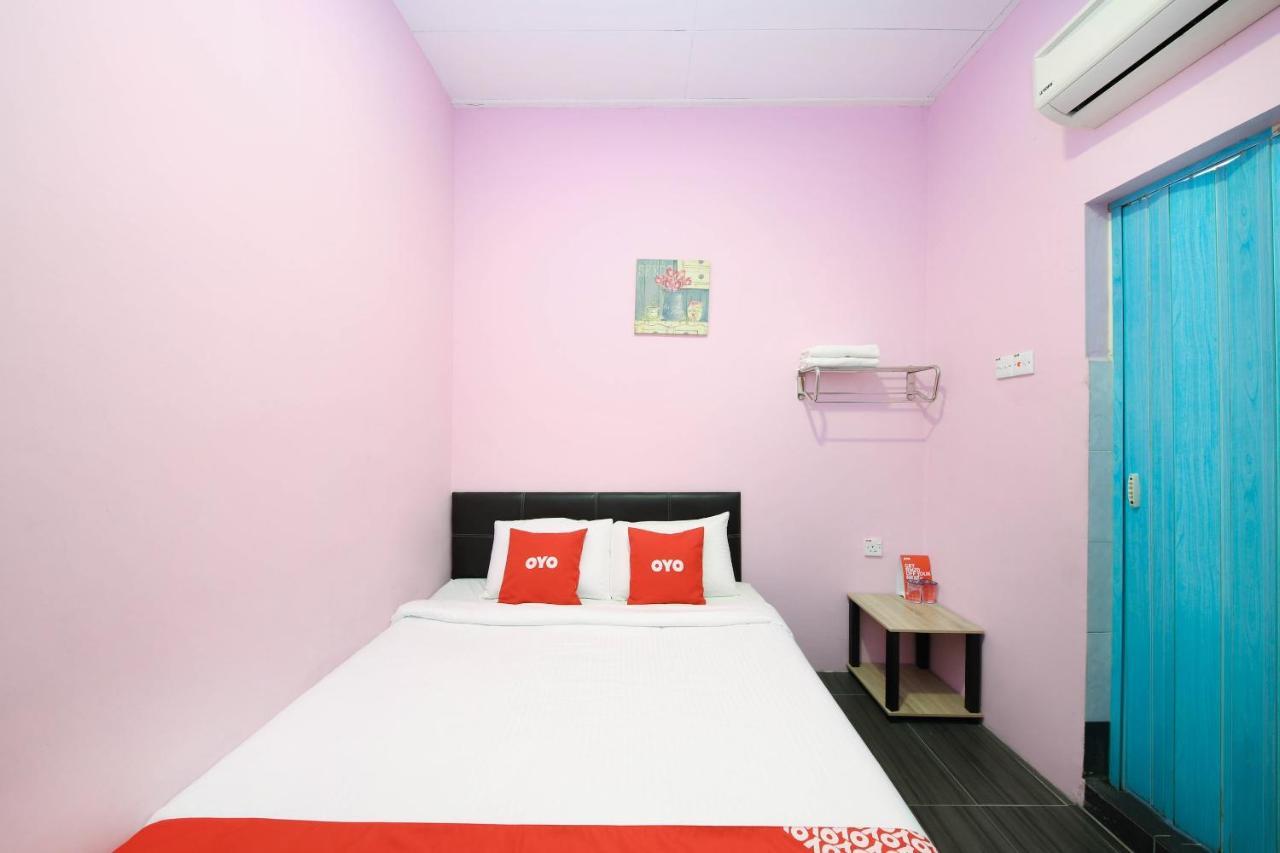 Oyo 1125 Ir Inn Hotel Skudai Exterior photo