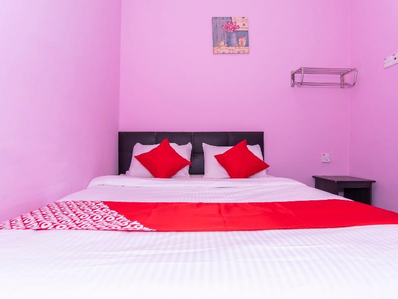 Oyo 1125 Ir Inn Hotel Skudai Exterior photo