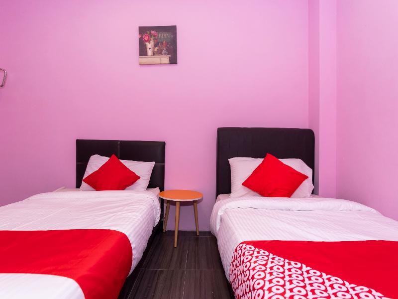 Oyo 1125 Ir Inn Hotel Skudai Exterior photo